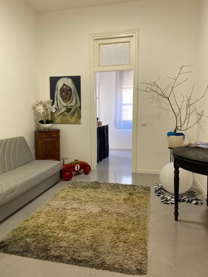 Palazzo Pilo Bed & Breakfast Сасари Екстериор снимка