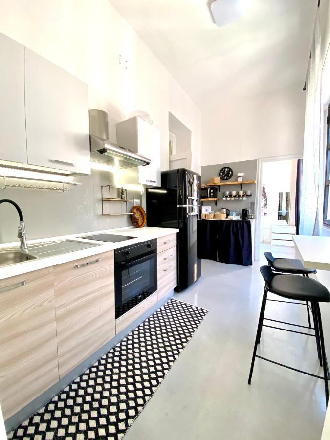 Palazzo Pilo Bed & Breakfast Сасари Екстериор снимка